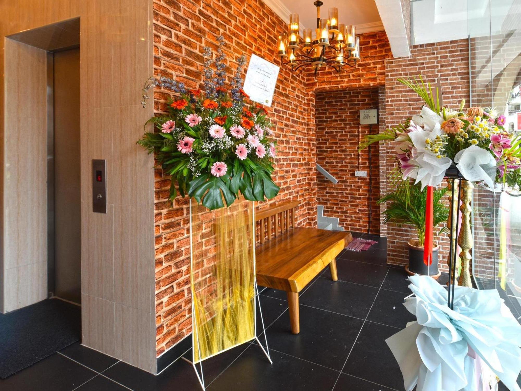 OYO 90572 J Hostels Jalan Ampang Kuala Lumpur Luaran gambar
