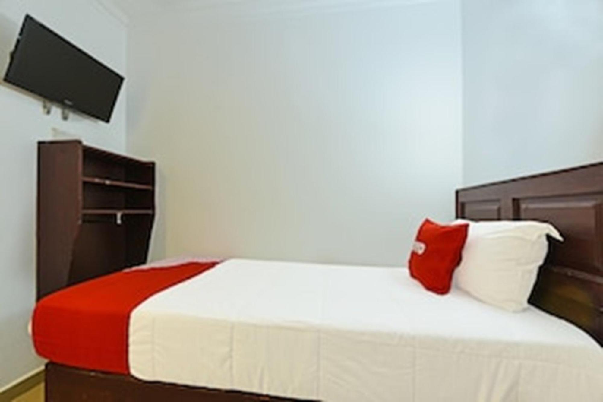 OYO 90572 J Hostels Jalan Ampang Kuala Lumpur Luaran gambar