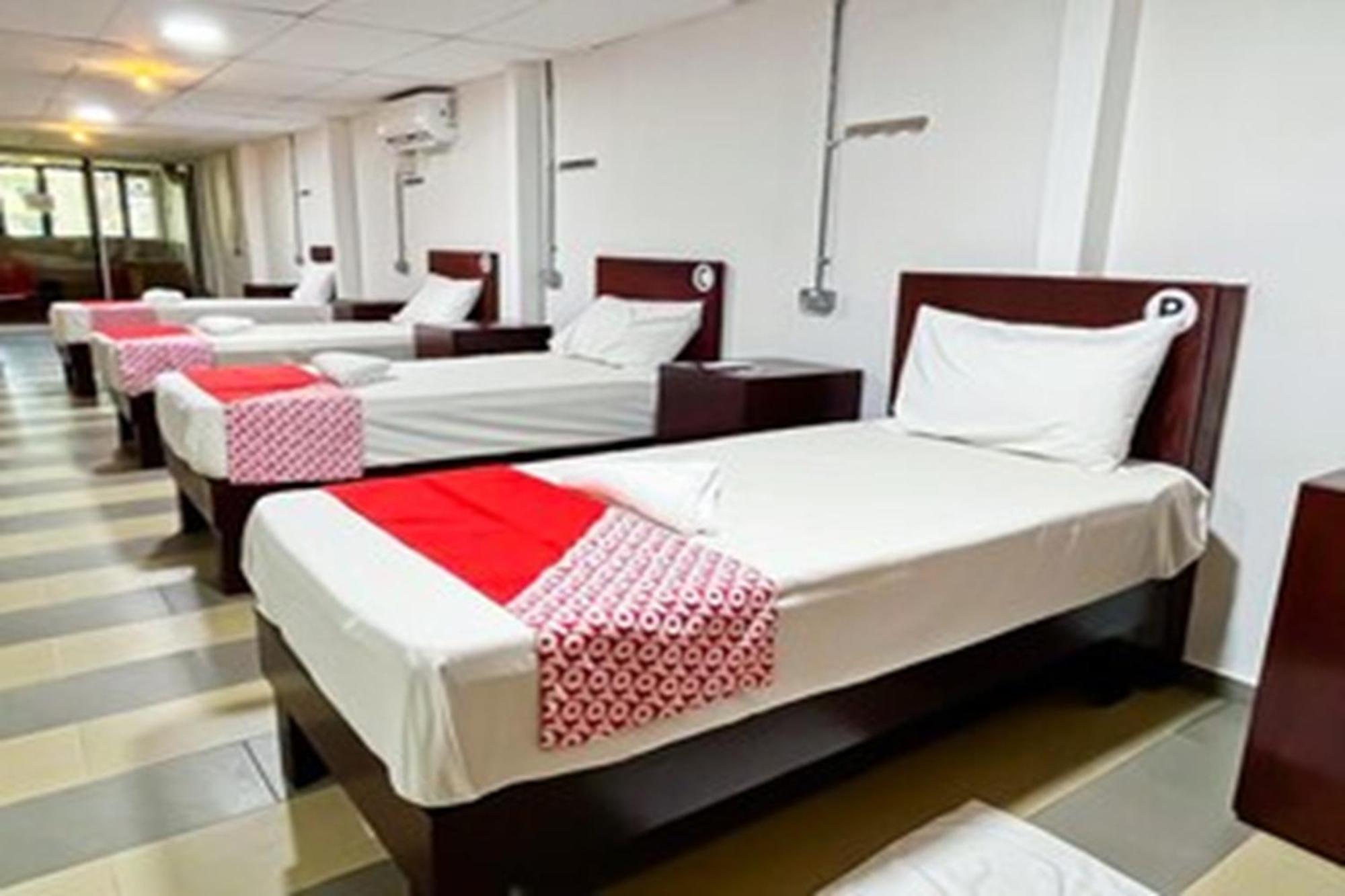 OYO 90572 J Hostels Jalan Ampang Kuala Lumpur Luaran gambar