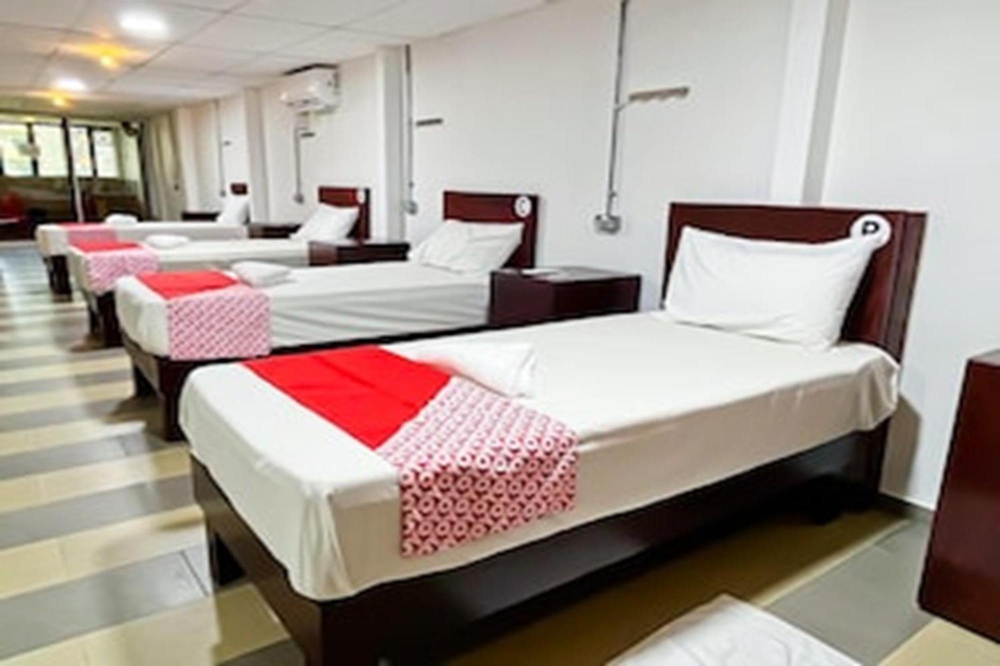 OYO 90572 J Hostels Jalan Ampang Kuala Lumpur Luaran gambar