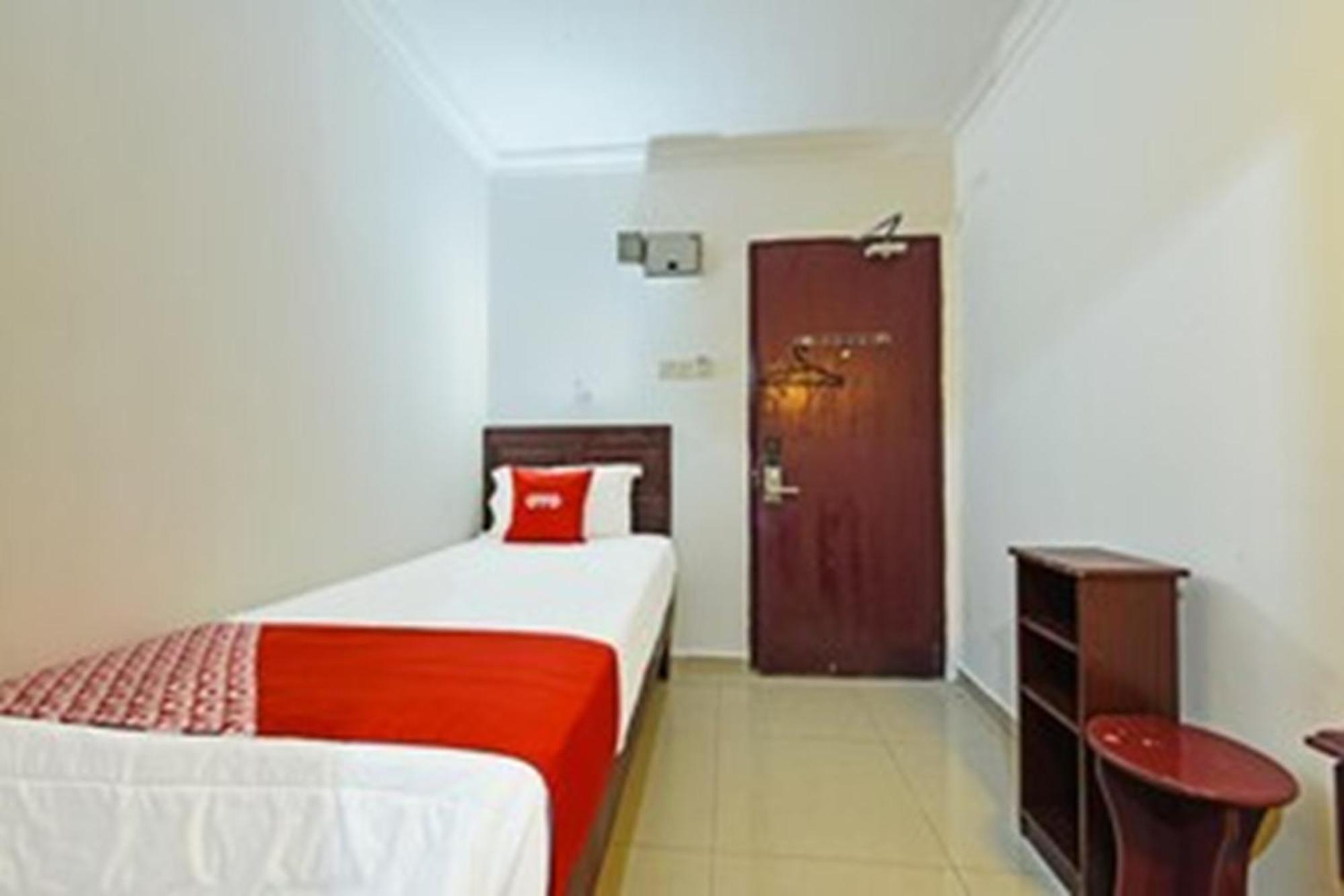 OYO 90572 J Hostels Jalan Ampang Kuala Lumpur Luaran gambar