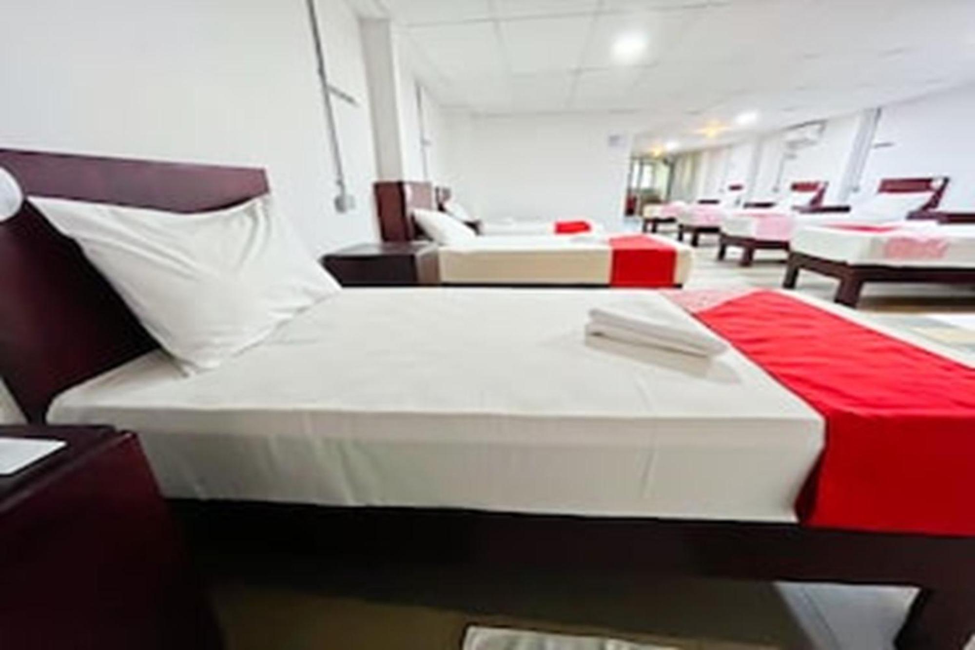 OYO 90572 J Hostels Jalan Ampang Kuala Lumpur Luaran gambar